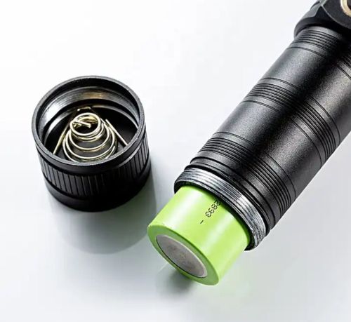 Waterproof rechargeable flashlight