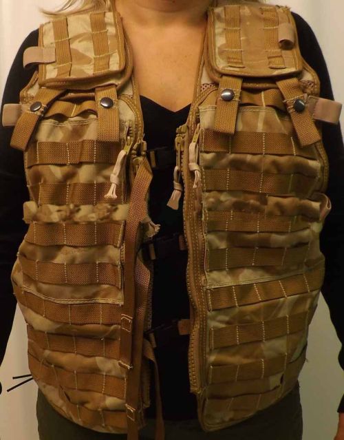 UK Army load caring vest - 7 modules included