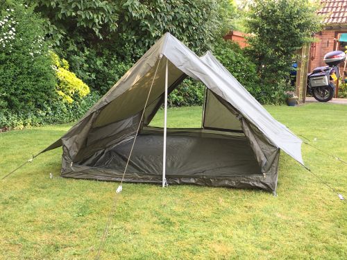 F1 Army Tent Double Room. FRANCE