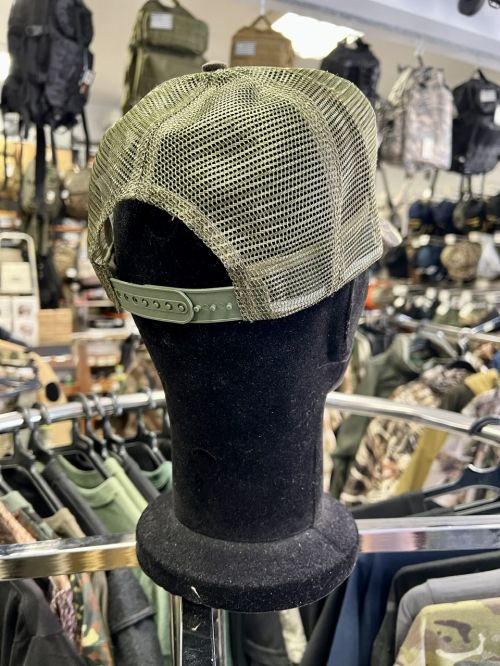 Hat with a visor - Multicam